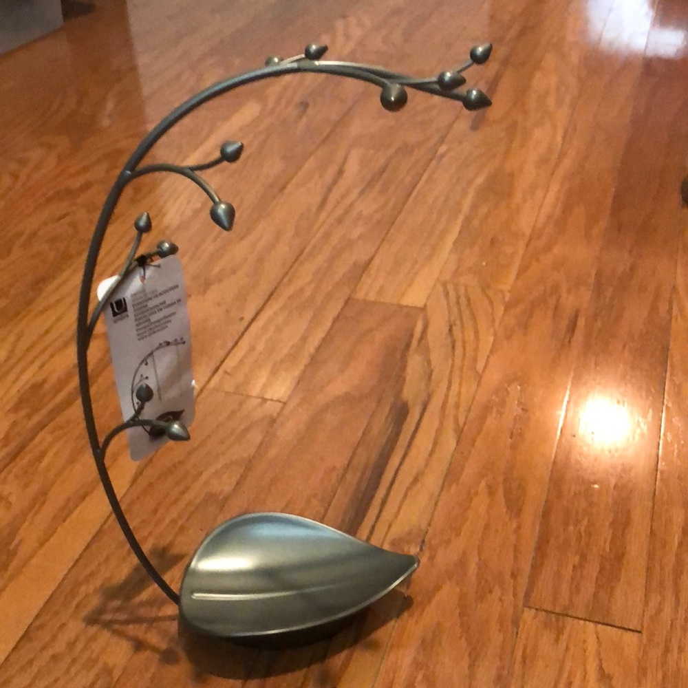 Jewelry Tree, new